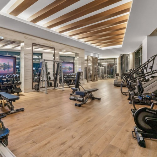 Open and well-lit fitness center